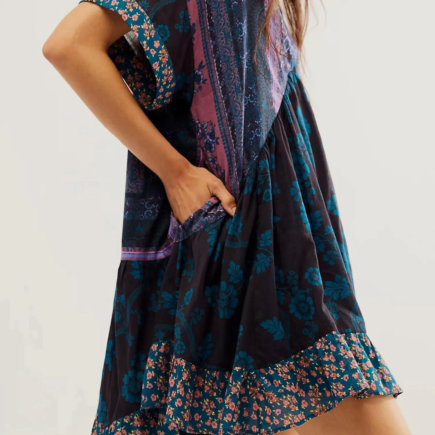 Boho Summer Dresses for Women Short Y2k Babydoll Dress Ruffle Mini Dress Deep V-Neck Casual Floral Tropical Sundress