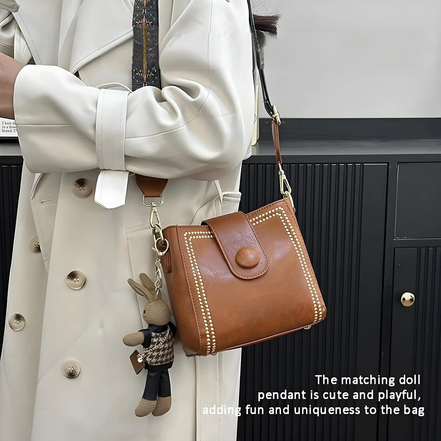 Bootara Bucket Bag, Bootara Vintage Crossbody Bag with Adjustable Shoulder Crossbody, with Cute Rabbit Pendant