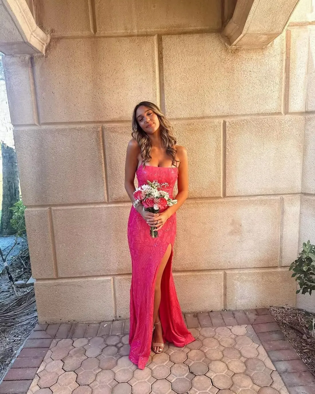 Mermaid Sequin Prom Dresses with Slit Spaghetti Straps Sparkly Formal Evening Party Dress for Women