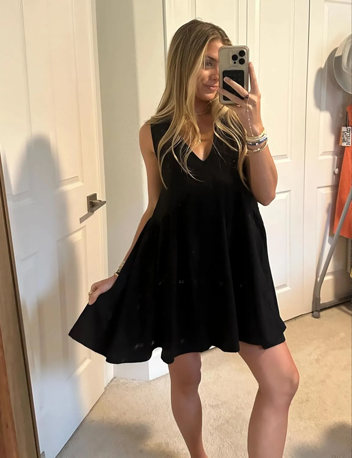 Mini Dress for Women 2025 Summer Casual Sleeveless V Neck Sundress Loose Babydoll Dress with Pockets