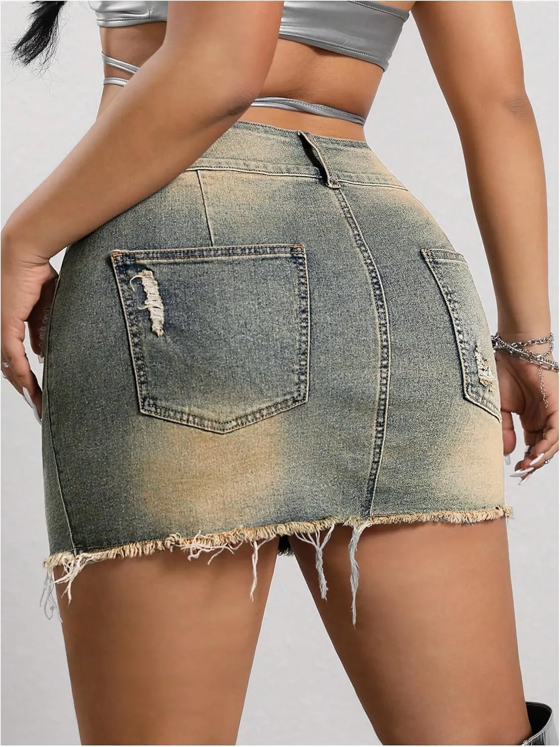 WDIRARA Women's Plus Size Distressed Denim Skirt Frayed High Waist Bodycon Mini Jean Skirts with Pockets