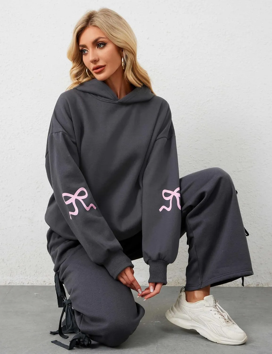 Women Oversized Fleece Bow Trim Print Hoodies Casual Long Sleeve Graphic Hooded Sweatshirt Trendy Fall Pullover Tops