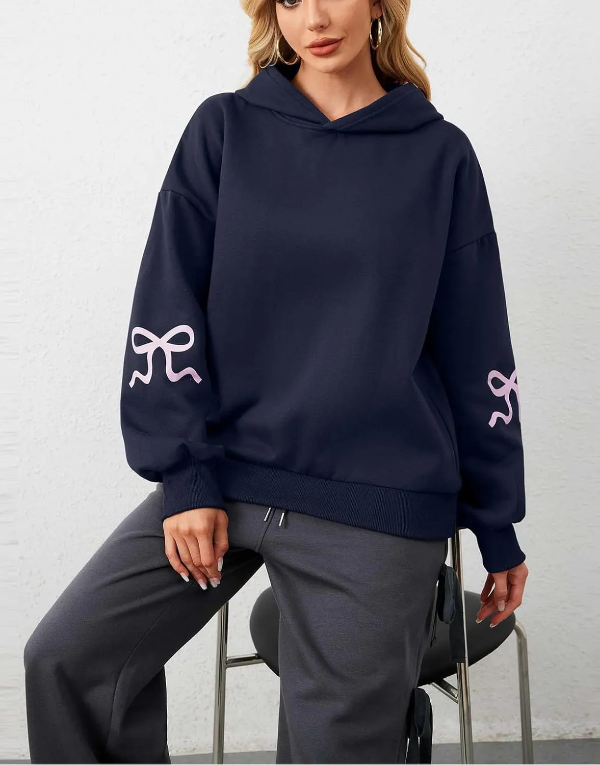 Women's Bow Print Hoodies Oversized Long Sleeve Drop Shoulder Casual Pullover Top Y2k Hooded Sweatshirts Streetwear