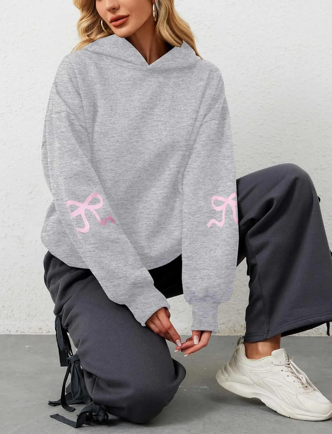 Women's Bow Print Hoodies Oversized Long Sleeve Drop Shoulder Casual Pullover Top Y2k Hooded Sweatshirts Streetwear